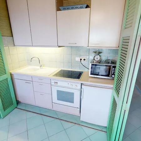 Agreable 2p Avec Terrasse, Piscine, Garage Et Wifi A - Fr-1-196-271 Menton